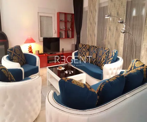 Vis – Prekrasna vila s pogledom na more 300 m2
