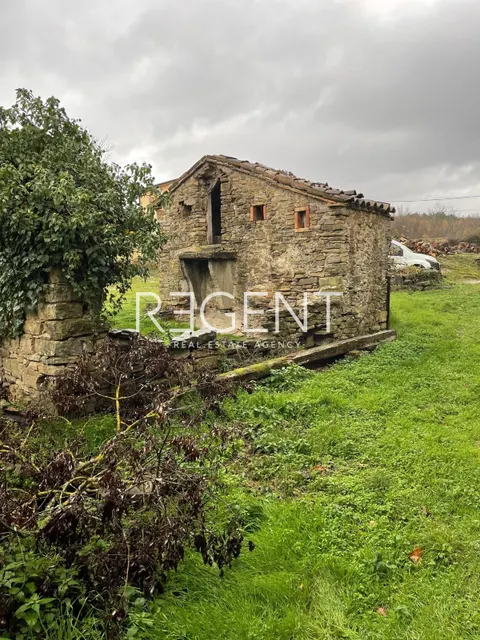 Istra, Kostrčani - Projekt, kamena stancija s mogućnošću renovacije i izgradnje kamene vile