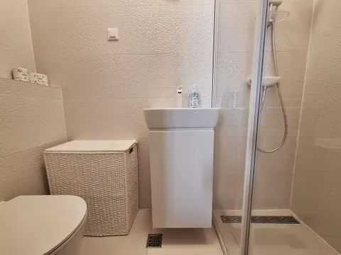 Split, Trstenik - Luksuzan stan na atraktivnoj lokaciji, 85m2 (zgrada Ore)