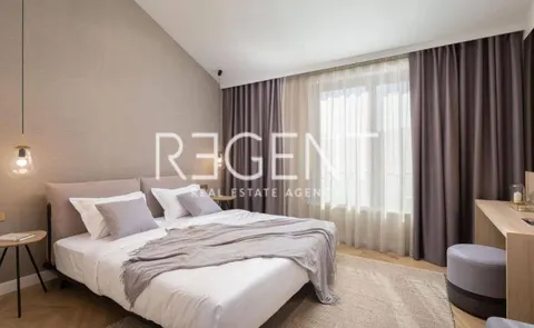 Trogir, Marina- luksuzna vila u mirnom okruženju, 6900m2