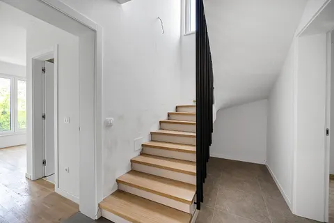 Istra, Tar - Ekskluzivan penthouse s krovnom terasom u novogradnji 130 m2