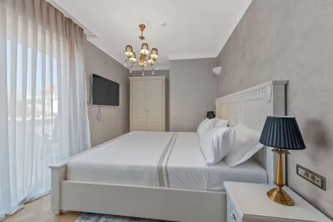 Šibenik, Vodice - luksuzna vila s bazenom i panoramskim pogledom 530m2