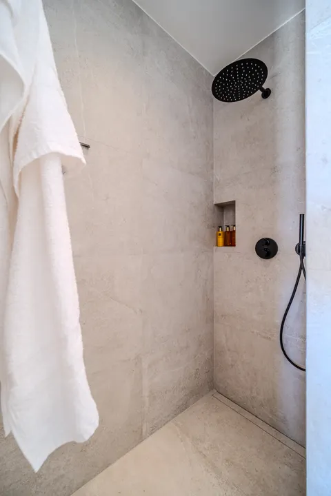 Brač, Sutivan - Predivna vila u blizini mora 274m2