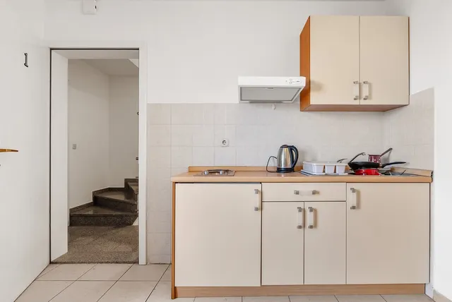 Makarska, Centar - Apartmanska kuća u blizini centra bruto površine 186 m2