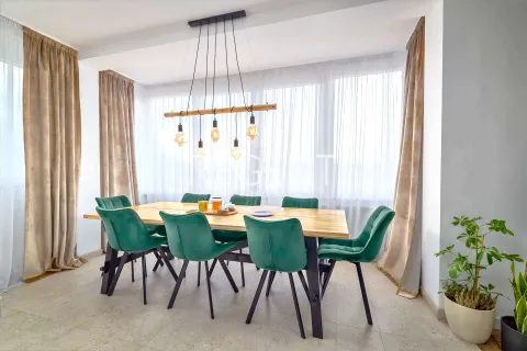 Zagreb, Gornji Bukovac - Moderan četverosoban stan 172 m2