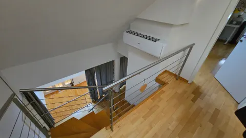 Zagreb, Trešnjevka - moderan troetažan stan 186 m2