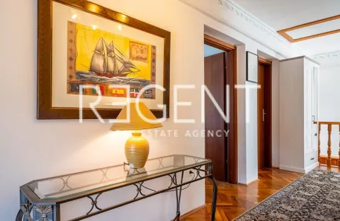 Šolta, Rogač - Mediteranska vila prvi red uz more 264 m2 ekskluzivna prodaja