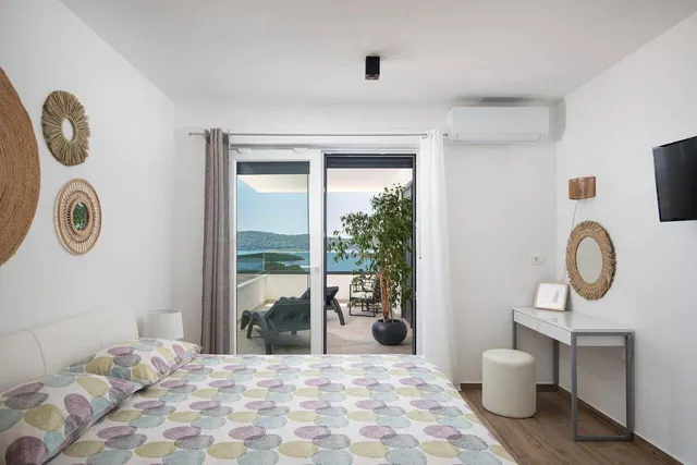 Istra, Medulin - Prekrasna villa s wellnessom NKP 190 m2 nadomak mora