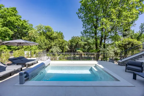 PRIVATNO: Kvarner, Opatija - Luksuzna vila na prekrasnoj lokaciji