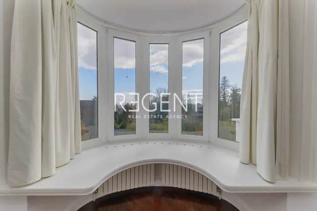 Zagreb, Tuškanac - Luksuzan stan s vrtom 250 m2, najam