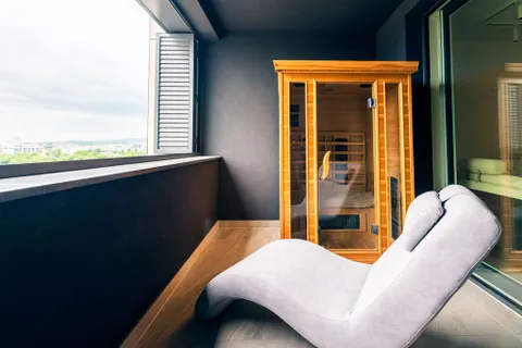 Zagreb, VMD Heinzleova – Četverosoban penthouse 128 m² s loggiom