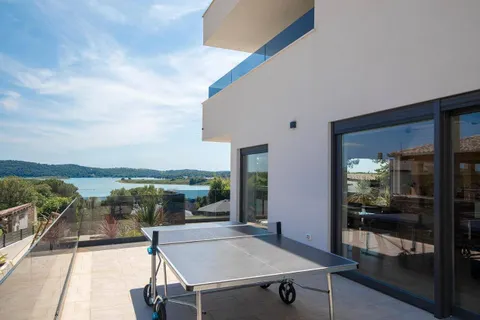 Istra, Medulin - Prekrasna villa s wellnessom NKP 190 m2 nadomak mora