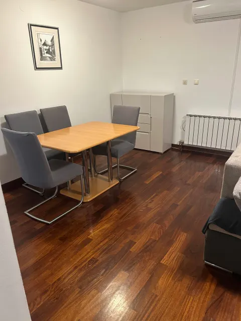 Zagreb, Remete - Dvosoban stan 56 m2 najam