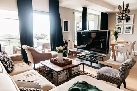 Zagreb, Maksimir – Četverosobni namješteni penthouse s predivnim pogledom na prirodu