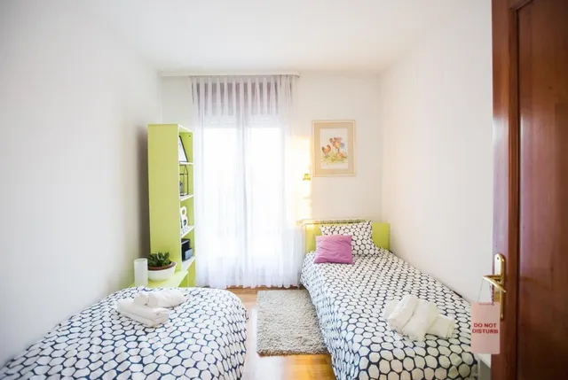 Zagreb, Pantovčak -Luksuzna samostojeća kuća s velikom okućnicom