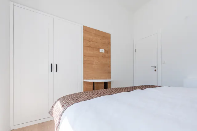 Brač, Milna - Moderna vila prvi red uz more, 264 m2