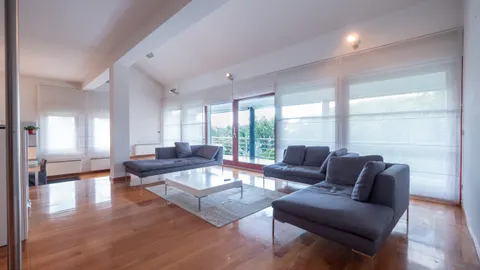 Zagreb, Pantovčak – Prekrasna vila s bazenom na atraktivnoj lokaciji 400 m2