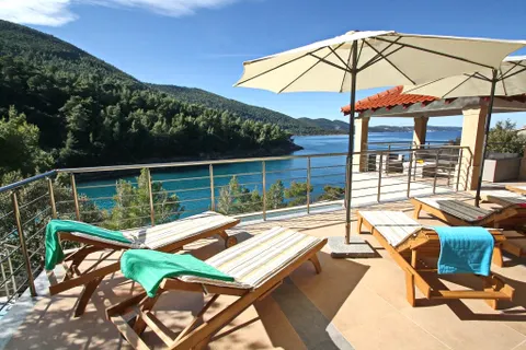Korčula - Ekskluzivna kamena kuća na Smaragdnom otoku