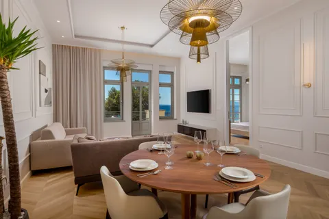 Opatija, Centar - Luksuzan stan u vili na jedinstvenoj lokaciji, 113 m2