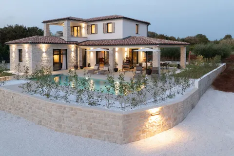 Istra, Poreč - Elegantna kamena kuća s bazenom