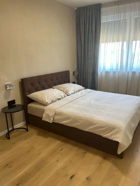 Zagreb, Remete - Moderan penthouse 112 m2 najam