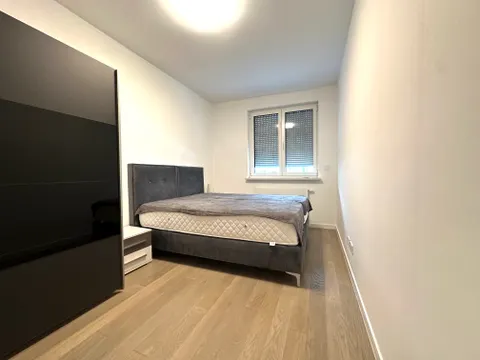 Zagreb, Bundek, Meandar - Moderan trosoban stan za najam, Novogradnja 80 m2