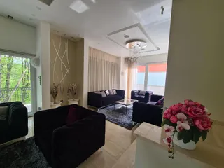 Zagreb, Remete - Vila s bazenom i dvorištem