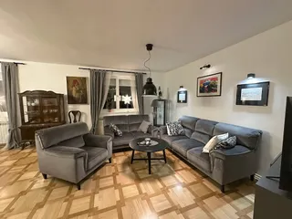 Zagreb, Kvaternikov trg - trosoban stan 127 m2 najam