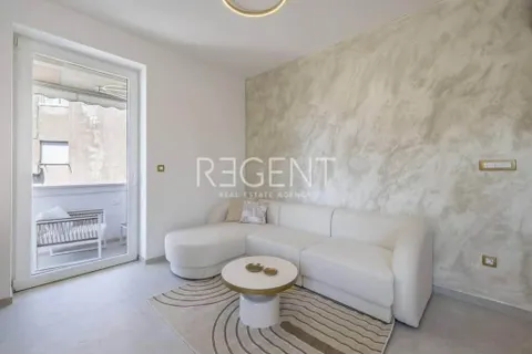 Split, Bačvice – luksuzni dvosobni stan 64m2 najam