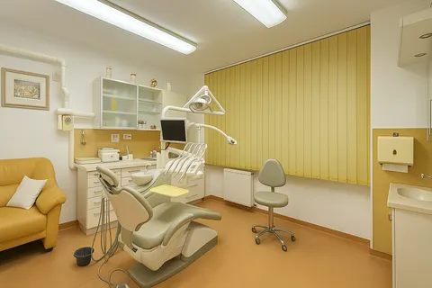 Zagreb, Martinovka - stomatološka ordinacija 60 m2 prodaja