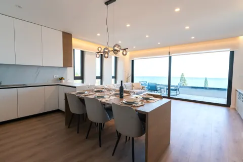 Opatija - Moderan trosoban stan s pogledom na more 133,26 m2