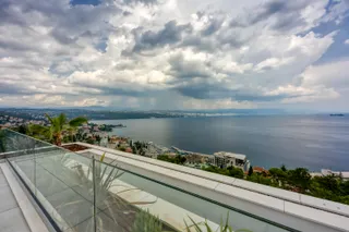 Kvarner, Opatija - Luksuzan penthouse s bazenom, novogradnja 275 m2