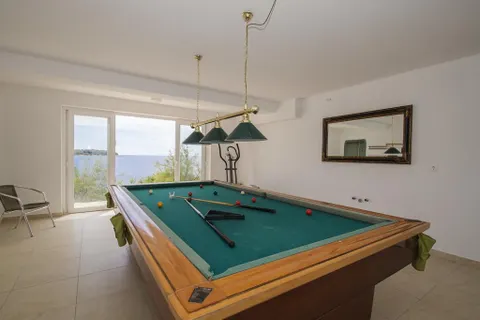 Otok Korčula - Prekrasna zapanjujuća vila uz more 312 m2