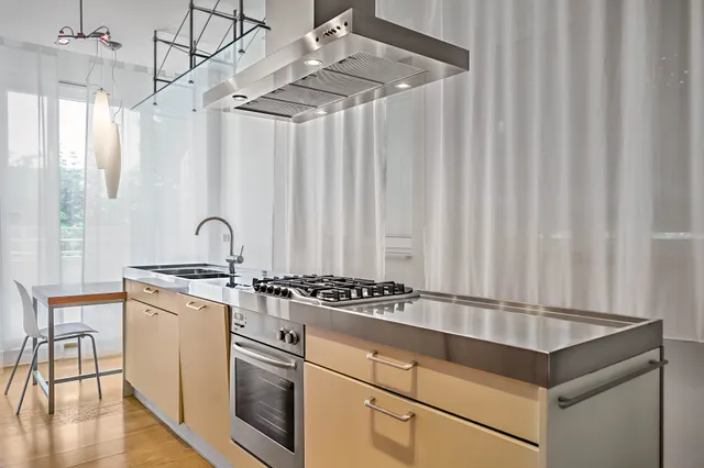 Zagreb, Pantovčak - Luksuzan dvoetažni penthouse 277 m2, NAJAM