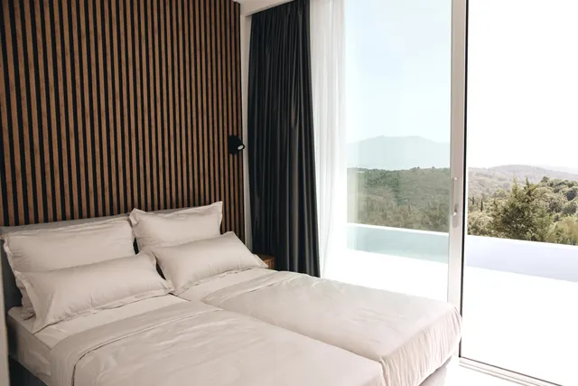 Korčula, Žrnovo - Luksuzna obiteljska vila s prekrasnim pogledom 360 m2