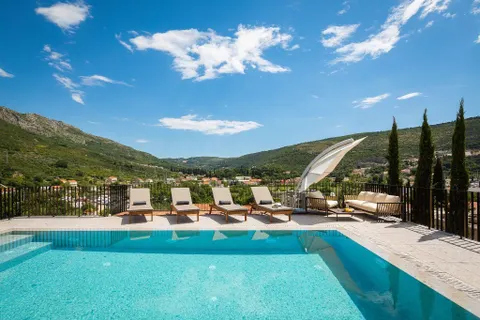Dubrovnik - Elegantna vila suvremenog dizajna 394 m2