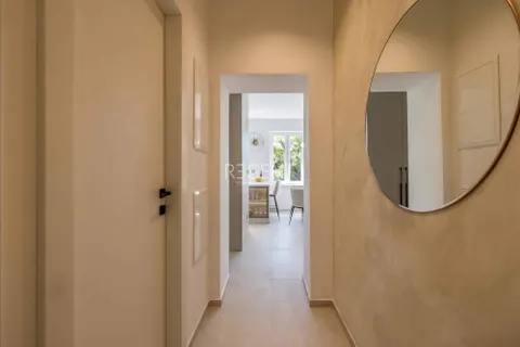 Split, Bačvice – luksuzni dvosobni stan 64m2 najam