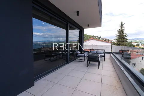 Opatija – Moderan trosoban stan s pogledom na more 128,52 m2