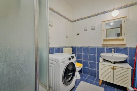 Zagreb, Dugave - Obiteljska kuća NKP 256 m2 na četiri etaže