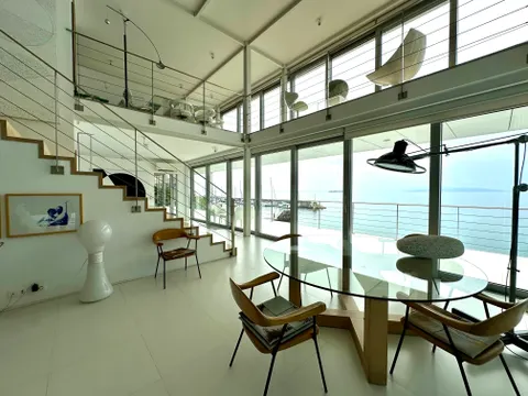 Rijeka - Moderna vila prvi red do mora 600 m2