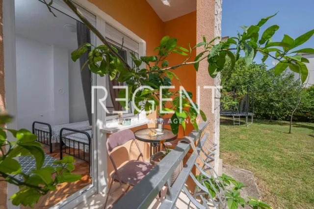 Split, Kaštel Štafilić- Trosoban stan za dugoročan najam