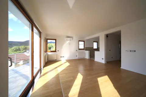 Zagreb, Gramača - Luksuzni dvoetažni penthouse s prekrasnom terasom 212 m2