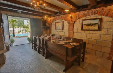 Split, Kučine - Luksuzna vila 700 m2