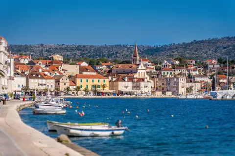 Brač, Milna - Moderna vila prvi red uz more, 264 m2