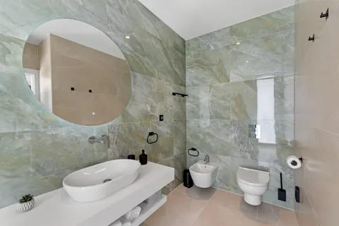 Istra, Poreč – Dizajnerska vila s pogledom na more 310 m2