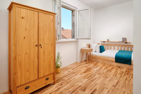 Split, Bačvice - Trosoban stan sa loggiom 105 m2
