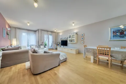 Zagreb, Dugave - Obiteljska kuća NKP 256 m2 na četiri etaže