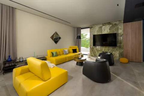 Istra, Grožnjan - Luksuzna dizajnerska vila 682 m2 novogradnja