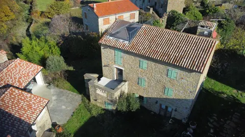 Istra, Brič - Prekrasna kamena kuća 270 m2
