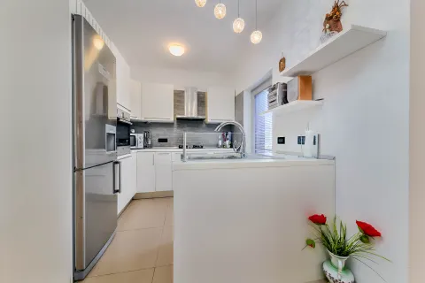 Zagreb, Gornji Bukovac - Prekrasna vila s vrtom, 591 m2